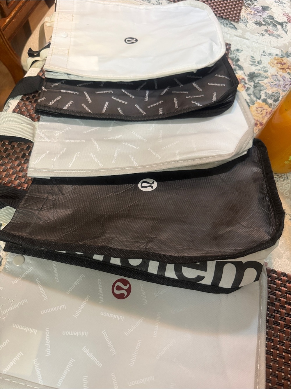 lululemon 5 small tote bag